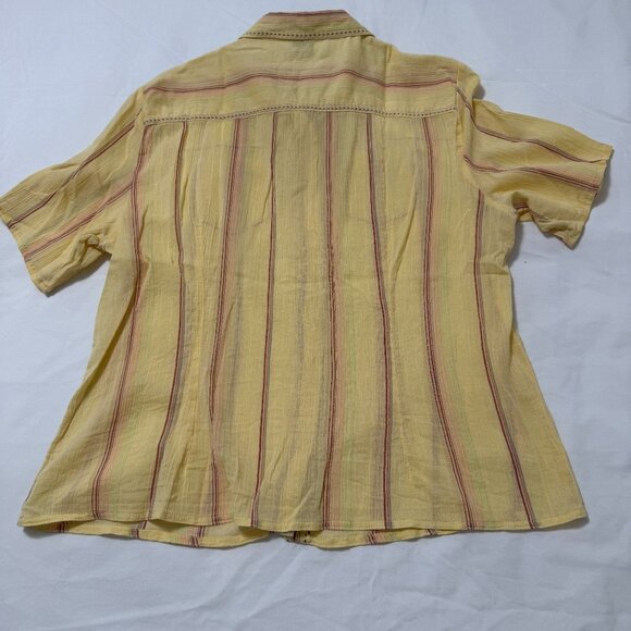 GAP Women's Button Down Shirt, Size XL - Picture 10 of 11